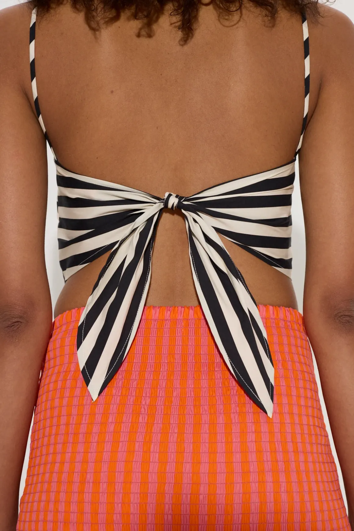Kitkit poplin tie top