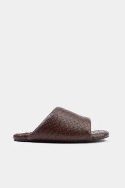 Wovenwoven bubble slide